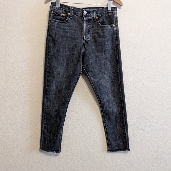 Levi's Wedgie Skinny High Rise Button Fly Ankle Jeans Washed Black raw hem Sz 31 - Picture 2 of 8